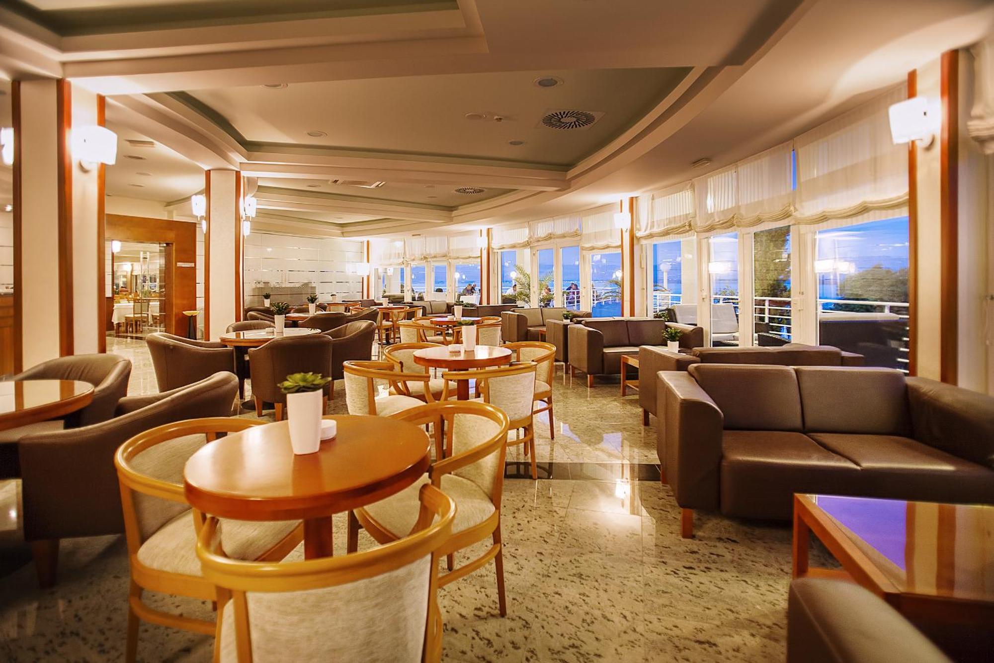 Spa & Wellness Hotel Pinia Малинска Екстериор снимка